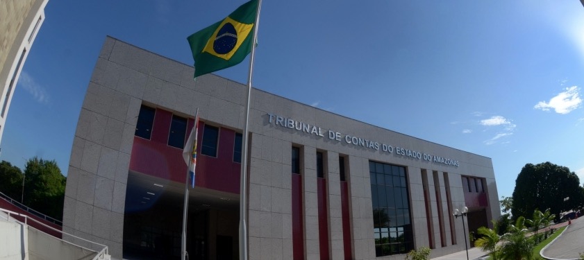 Processos Seletivos de Novo Airão com 120 vagas são suspensos pelo TCE