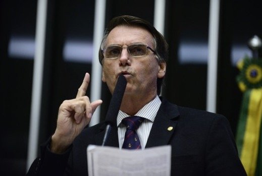 Bolsonaro apoia general Villas Bôas: ‘Partido do Exército é o Brasil’