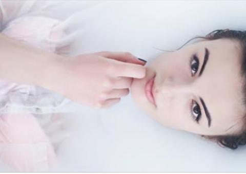 Creme de pênis é mais nova febre entre celebridades