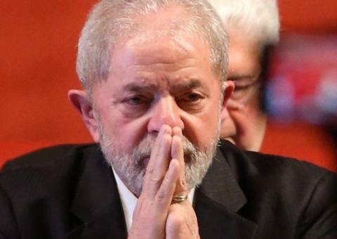 TRF-4 autoriza Moro a determinar prisão do ex-presidente Lula