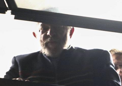 Defesa de Lula pede habeas corpus no STJ para evitar prisão 