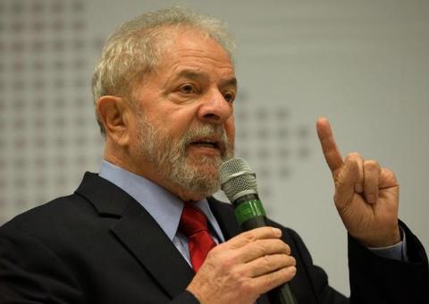 Defesa de Lula entra com novo recurso no STF