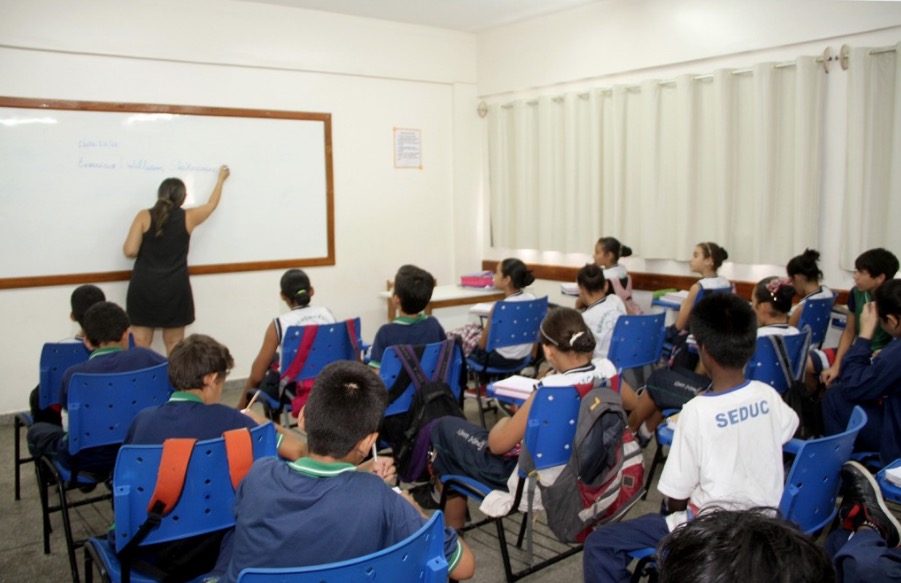 Governo publica promoções de 3.512 servidores da Seduc no Amazonas