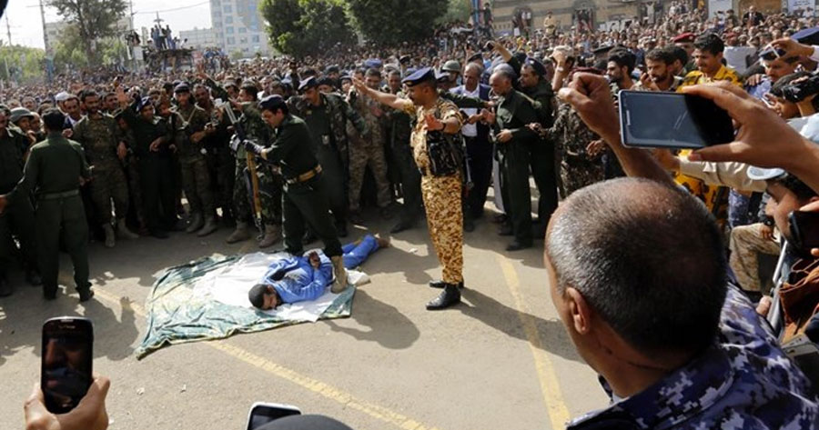 Acusado de estuprar e matar menina de 3 anos é executado a tiros na frente de multidão