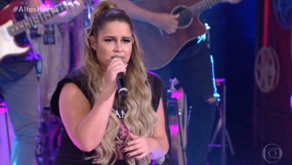  Marília Mendonça revela 'trauma' de casamento por conta de noivado