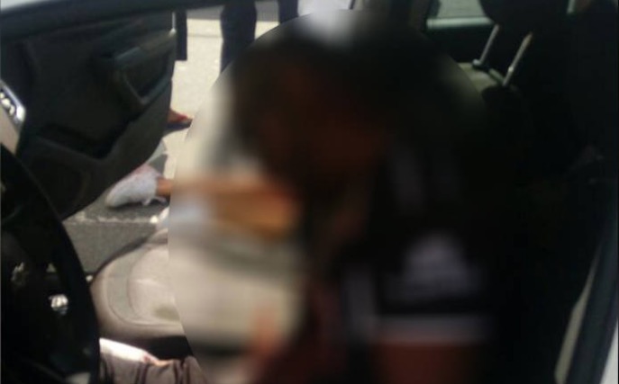 VÍDEO: Com janelas do carro abaixadas, casal é morto a tiros parados em semáforo 