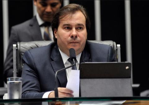 Maia quer votar PEC que regula prisão em segunda instância