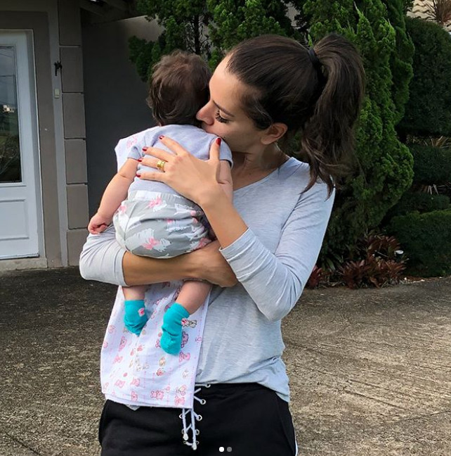 Filha dos ex-BBBs Adriana Sant'Anna e Rodrigo é internada por 5 dias na UTI