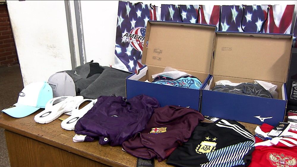 Motorista da Uber é sequestrado e bandidos gastam R$ 6 mil em seu cartão