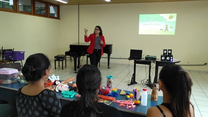 Psicopedagoga traz a Manaus curso com inovações sobre aprendizagem das crianças 