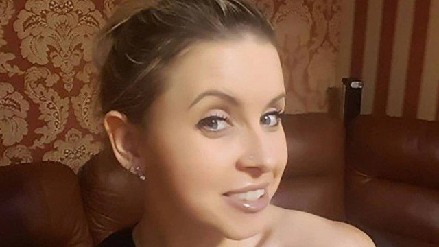 Em cirurgia, jovem é 'embalsamada viva' e pior acontece