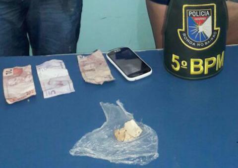 Dupla suspeita de integrar organização criminosa é presa com armas e drogas no Amazonas