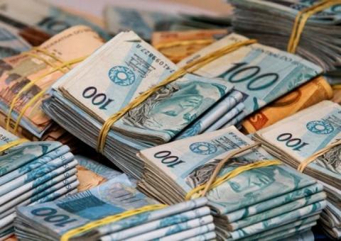 Governo propõe salário mínimo de R$ 1.002 para o próximo ano