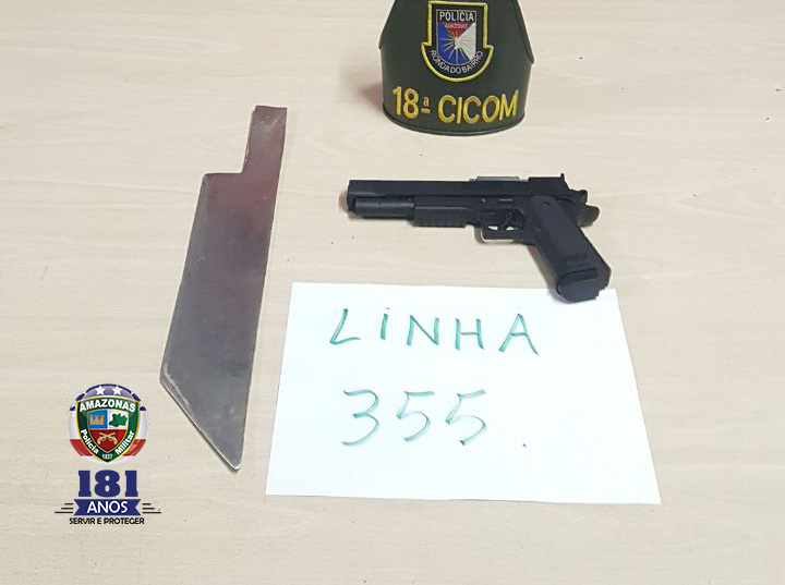 Em revista, polícia flagra dupla com armas e impede possível assalto a ônibus em Manaus