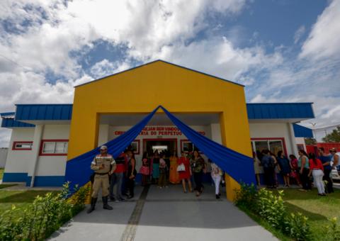 Prefeitura inaugura a 15ª creche municipal em Manaus