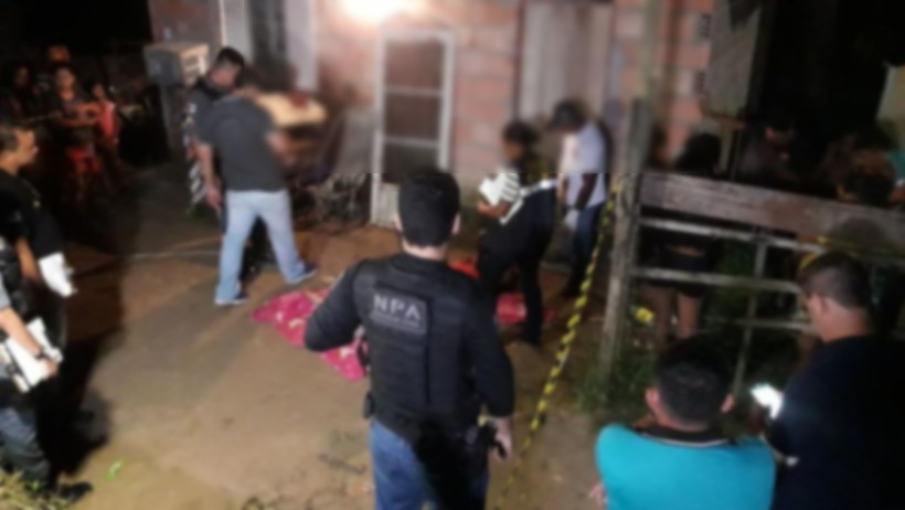 Na frente de casa, mulher é executada com tiros na cabeça em Manaus