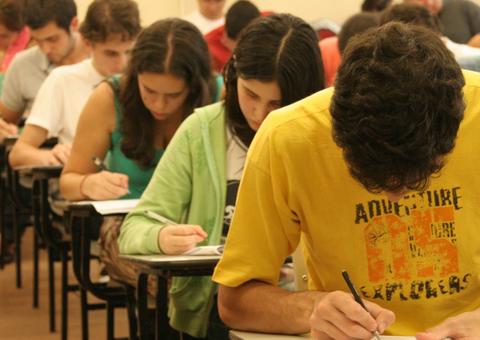Candidatos ao Enem têm até domingo para pedir isenção da taxa de inscrição