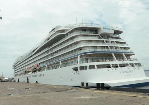 Mais de 200 turistas chegam a Manaus em cruzeiro 