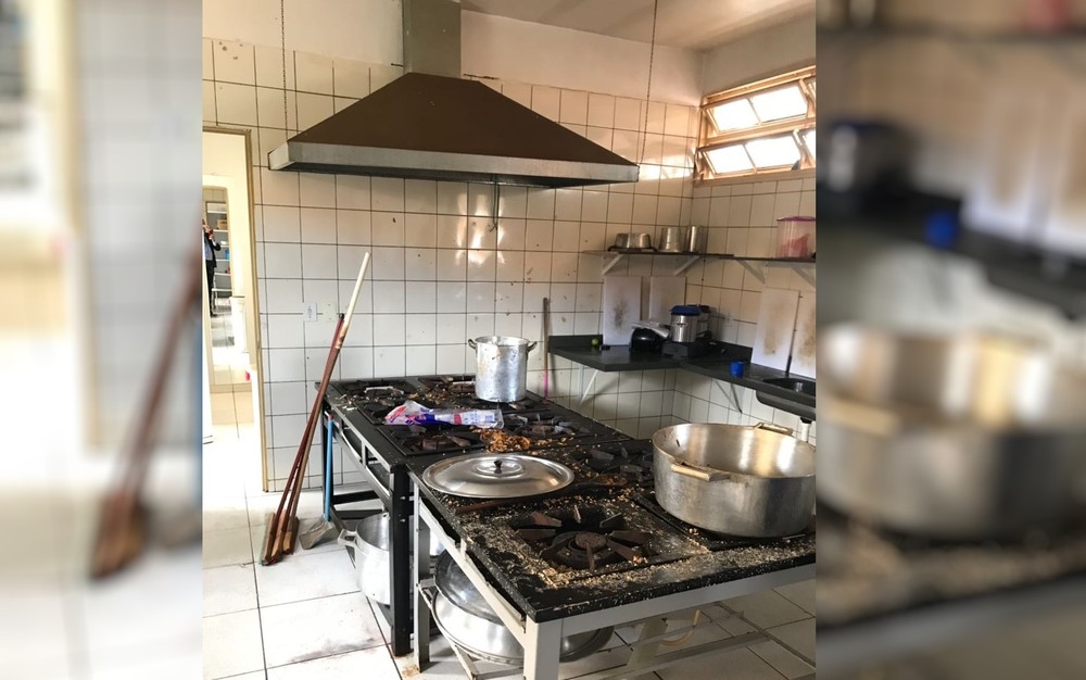 Panela de pressão explode em escola e fere quatro pessoas