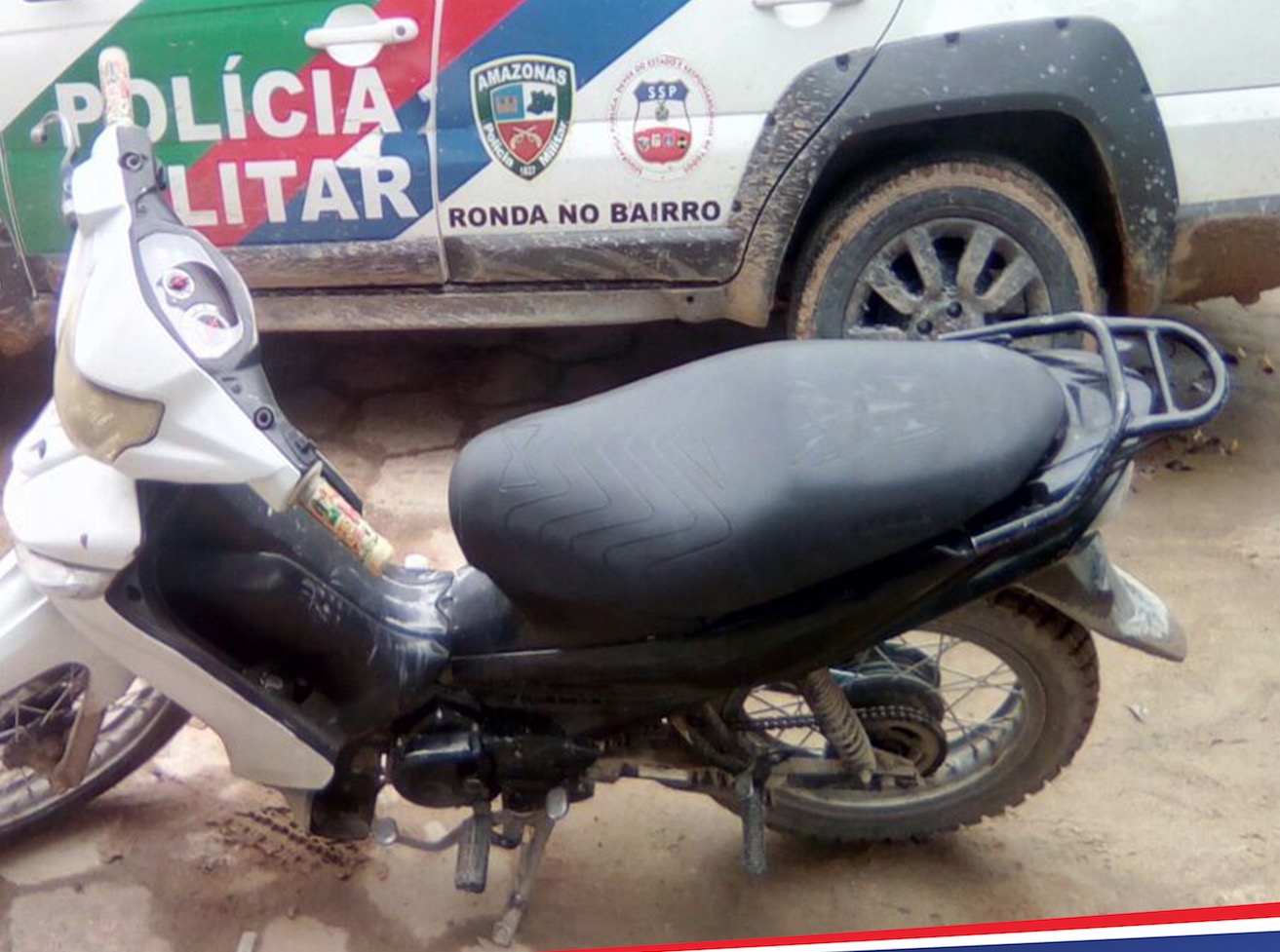 Adolescentes são apreendido suspeitos de praticarem furto na cidade de Letícia, na Colômbia   