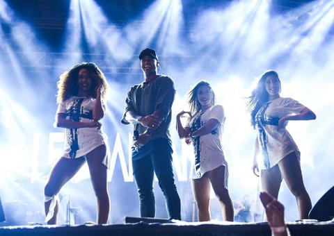 Três pessoas ficam feridas durante tiroteio em show de Léo Santana