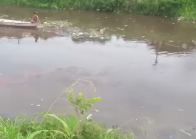 Corpo de homem é encontrado boiando em igarapé de Manaus