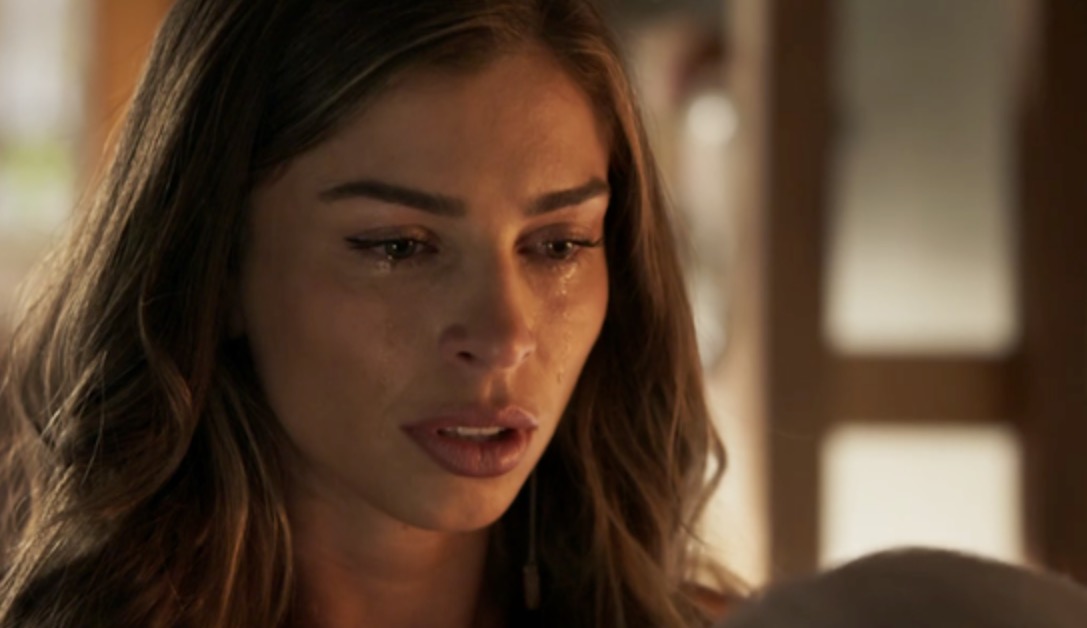   Grazi é castigada por autor de 'O Outro Lado do Paraíso' após reclamar de cena de sexo