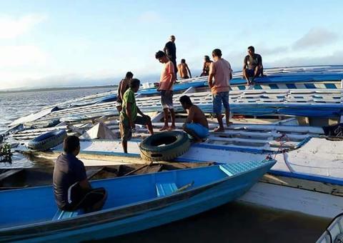Barco que afundou no Amazonas estava proibido de navegar, diz Marinha