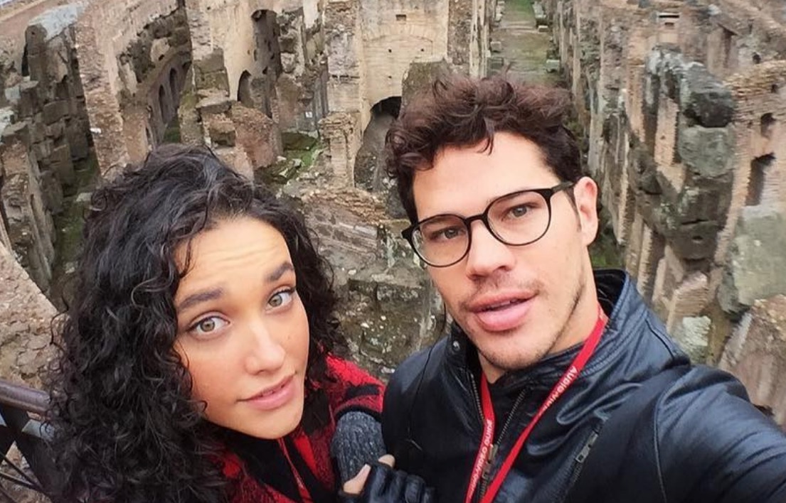   Nasce a primeira filha de Débora Nascimento e José Loreto