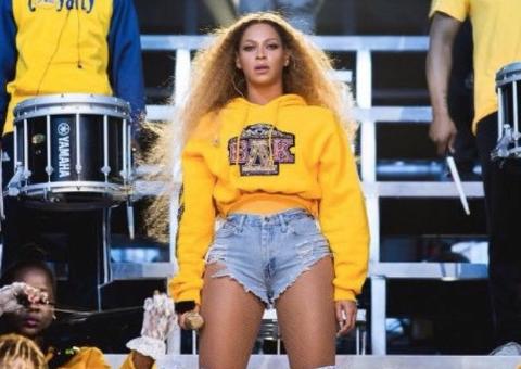 Beyoncé domina o sábado do festival Coachella