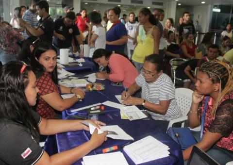 Atendimento jurídico gratuito e emissão de documentos são ofertados em ação social