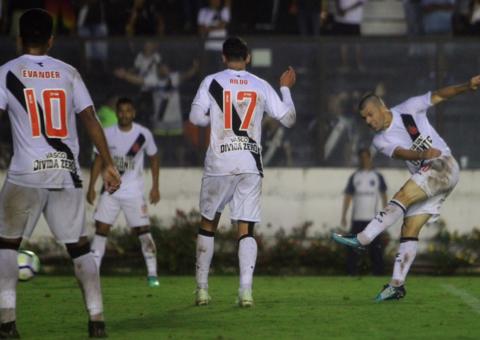 Vasco vira no fim sobre o Atlético-MG e larga com vitória no Brasileiro