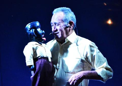 Oscarino, ventríloquo do boneco Peteleco é entubado após sofrer parada cardíaca em Manaus