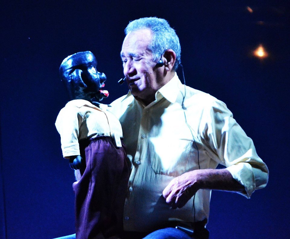 Oscarino, ventríloquo do boneco Peteleco é entubado após sofrer parada cardíaca em Manaus