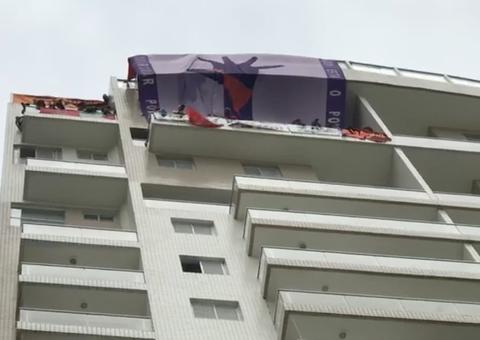 MST invade tríplex associado a Lula no Guarujá