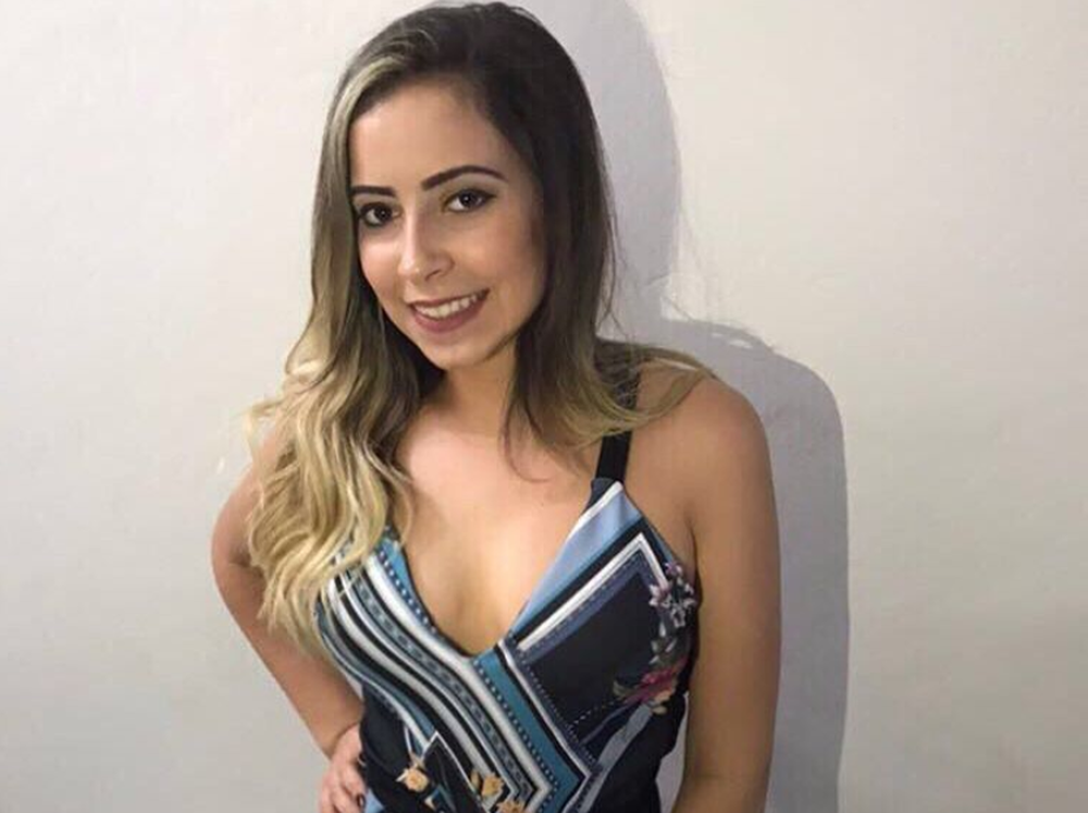 Adolescente morre e duas pessoas ficam feridas após teto de varanda desabar 