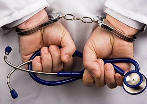 Médico é preso dentro de hospital suspeito de assediar pacientes