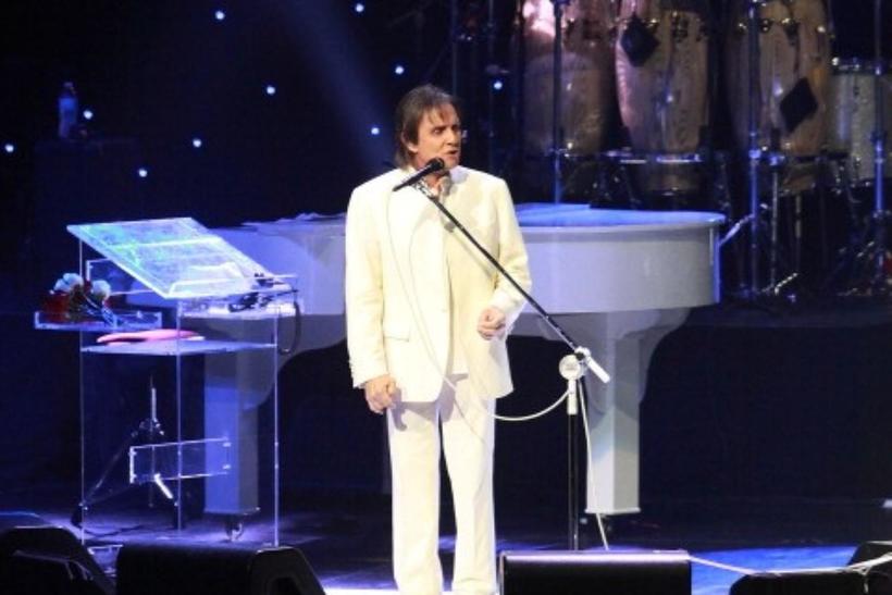 Roberto Carlos faz show em Manaus neste sábado