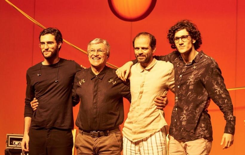 Caetano Veloso apresenta show especial ao lado dos filhos em Manaus