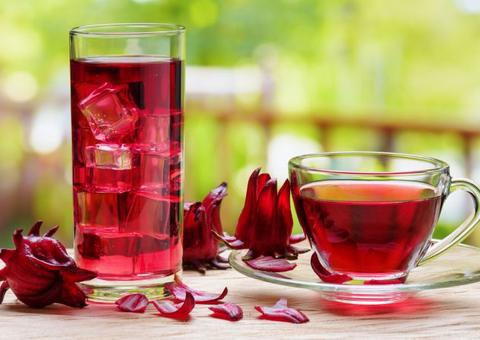 Receita fácil potencializa efeito emagrecedor do chá de hibisco