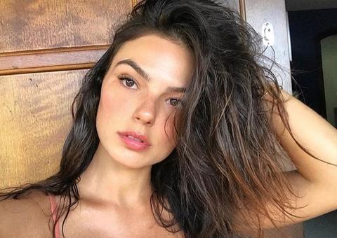 Gravidez de Isis Valverde vira problema na Globo