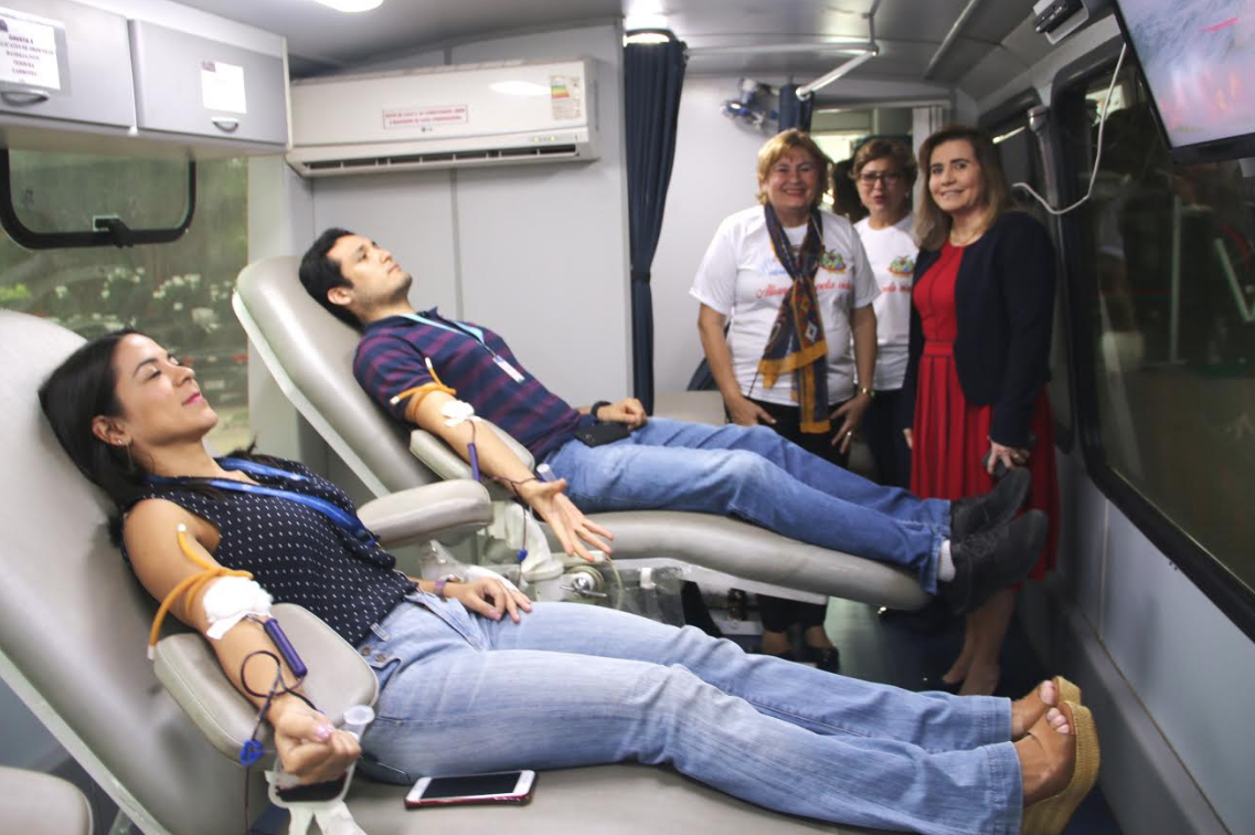 Servidores do TCE participam de campanha de doação de sangue em Manaus