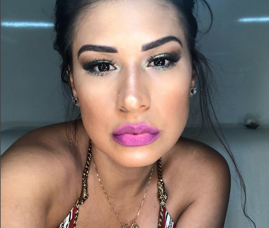 Simone, da dupla com Simaria, manda indireta para participante do BBB