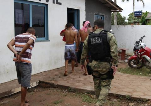 Supostos comandante e soldados do tráfico são presos em operação policial no Amazonas