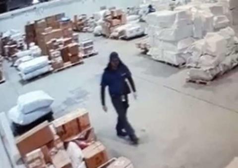 Grupo invade aeroporto e rouba carga de celulares avaliada em mais de US$ 1 milhão