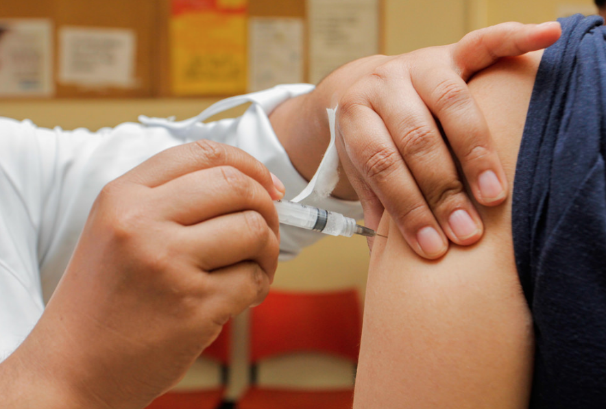 Campanha nacional de vacinação contra gripe começa na próxima semana