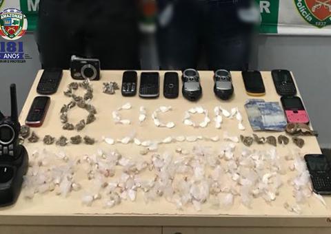 Suspeitos de tráfico tentam fugir da polícia e acabam presos após deslize em Manaus