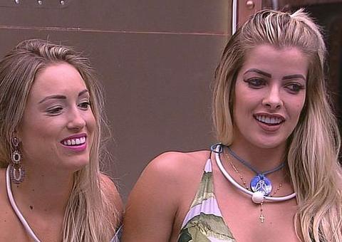 Final do BBB18: Jéssica encarna 'princesa coroada' e Jaqueline abusa do decote