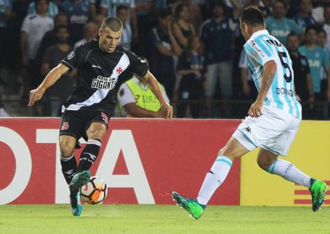 Vasco perde de goleada para o Racing e se complica na Libertadores