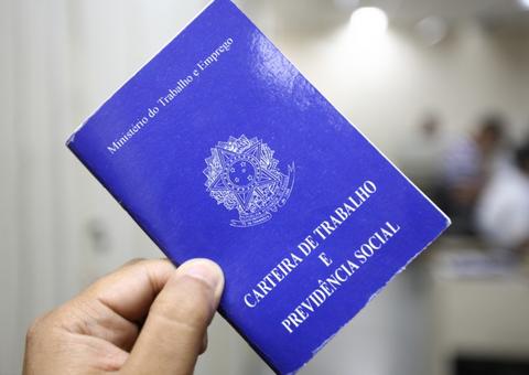 Emprego formal cresce 0,15% em março, informa ministério